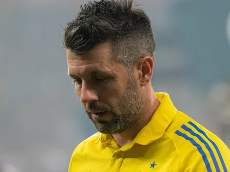 "Torcedor merece algo descente"; ídolo do Cruzeiro 'perde a linha' e detona trabalho de Paulo Pezzolano