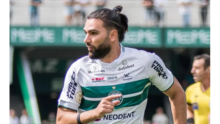 Foto: Robson Mafra/AGIF