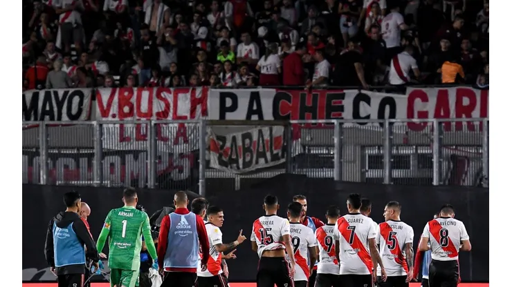 "Sete vezes"; torcedores do River Plate alcançam feito histórico no Monumental de Núñez