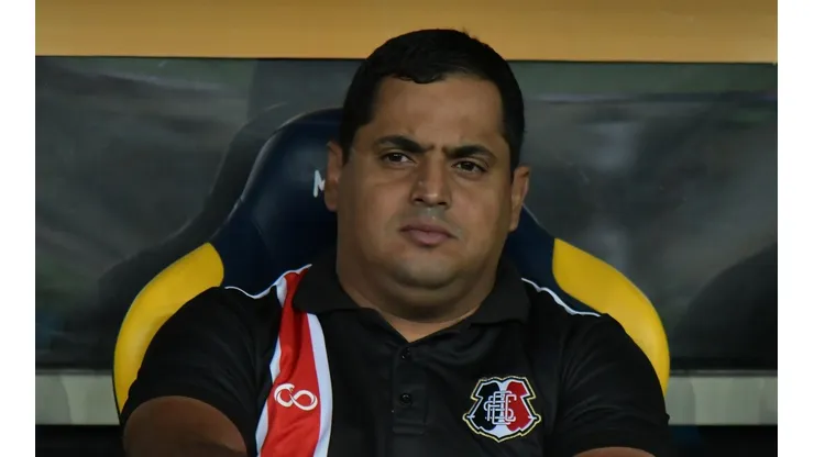 Thiago Ribeiro/AGIF. Leston Júnior vê a importância da torcida para o próximo duelo do Santa Cruz