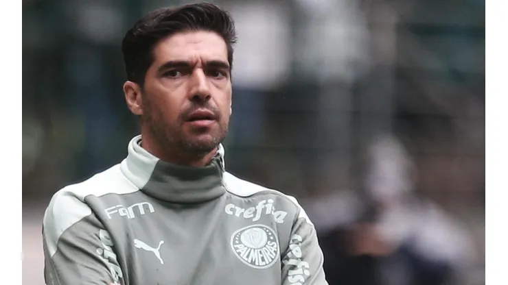 Foto: Ettore Chiereguini/AGIF - Atlético se posiciona sobre situação de titular de Abel