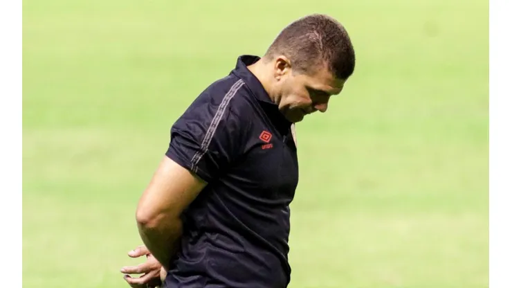 Após empate na Copa do Brasil, Louzer expõe fator que o preocupa no Atlético-GO: "Tomarei as decisões"
