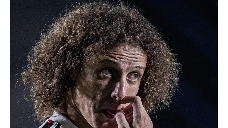 - David Luiz vem bem pelo CRF