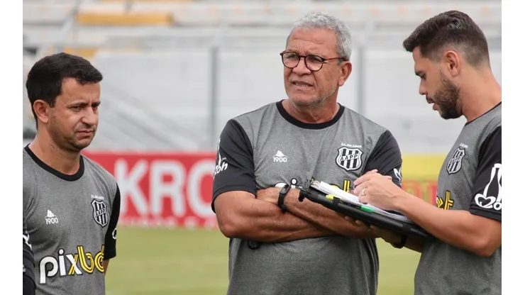 Foto: Divulgação/Ponte Preta - Hélio dos Anjos promove mudança no esquema tático