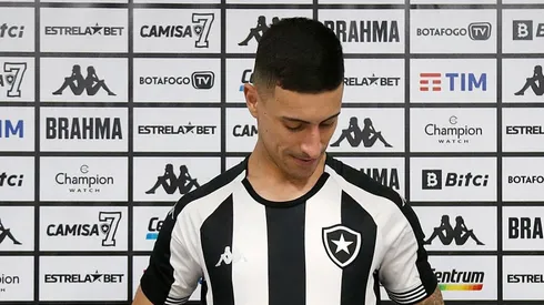 Sampaio projeta temporada com a camisa do Botafogo: “Não é fácil”