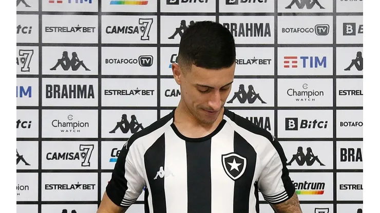 Sampaio projeta temporada com a camisa do Botafogo: “Não é fácil”
