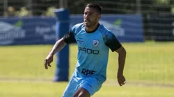 Foto: (Ricardo Chicarelli/Londrina EC.) - Alan Ruschel está próximo de fazer sua estreia com a camisa do Londrina