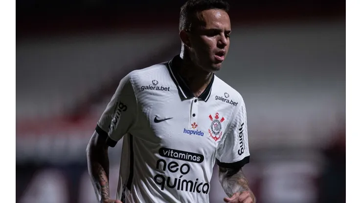Foto: Heber Gomes/AGIF - Luan: "arquivado" por Vítor Pereira no Corinthians