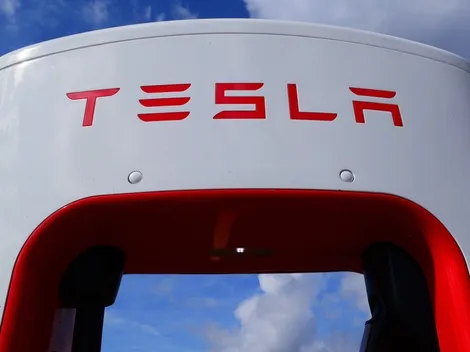 Tesla registra lucro recorde, com valor bilionário