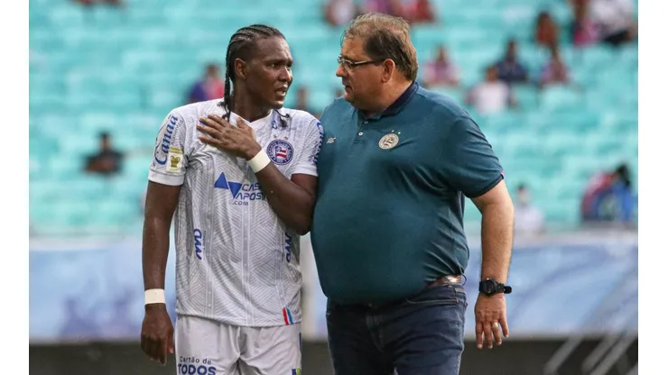 Foto: Renan Oliveira/AGIF | Guto afirmou que Rodallega é um jogador extremamente inteligente