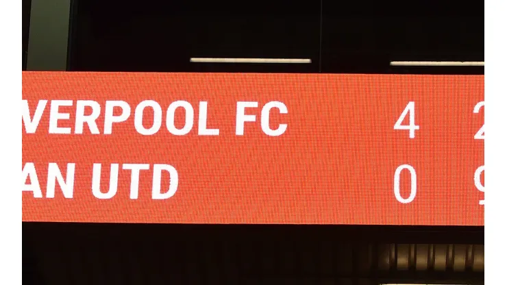 Goleada imposta pelo Liverpool sobre o Manchester United colocou alguns jogadores dos Red Devils em xeque