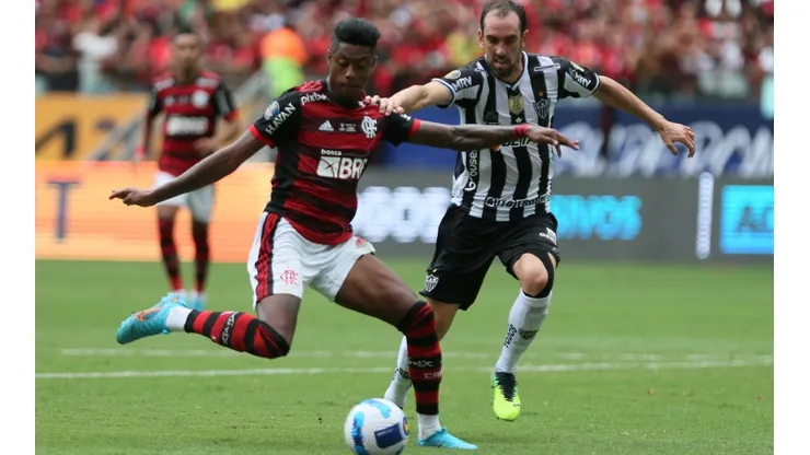 Gil Gomes/AGIF. Flamengo e Atlético-MG se enfrentaram pela Supercopa do Brasil de 2021.
