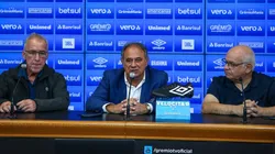 Foto: Lucas Uebel/Grêmio/Divulgação - Direção do Grêmio: buscou informações do atacante durante o Gauchão