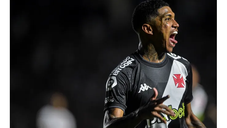 Thiago Ribeiro/AGIF - Raniel defende Zé Ricardo no Vasco