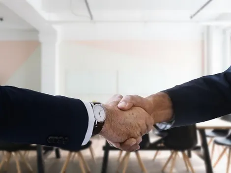 Burger King oferece mais de 1,5 mil vagas de emprego; oportunidades são para áreas corporativas e de restaurante