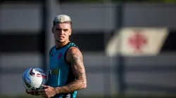 Foto: Twitter Oficial CR Vasco da Gama/Daniel Ramalho | Gabriel Pec é o único jovem formado em São Januário entre os titulares do Vasco