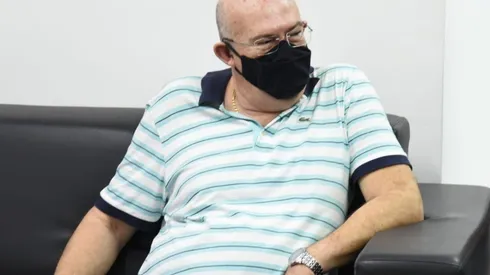 Foto: Flickr Oficial Santos FC/Ivan Storti | Rueda age nos bastidores e anima torcida com contrato de promessa do Sub-20