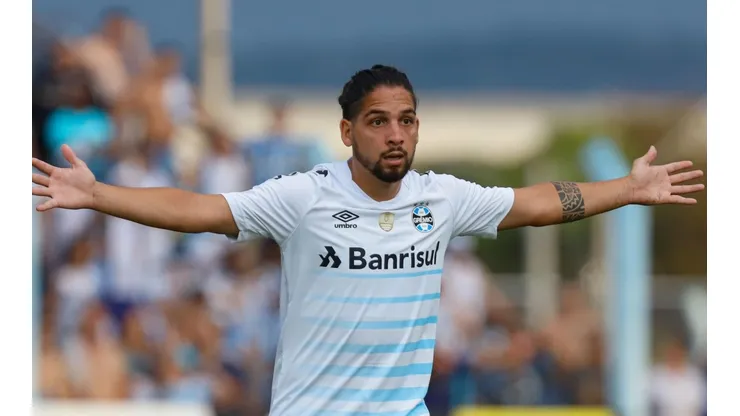 Foto: Maxi Franzoi/AGIF | Situação de Benítez no Grêmio chega ao Vasco
