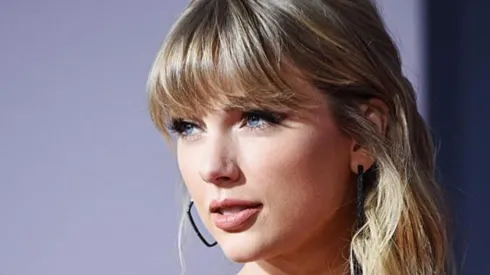 Reprodução/Instagram oficial de Taylor Swift - Taylor posa para suas redes sociais.