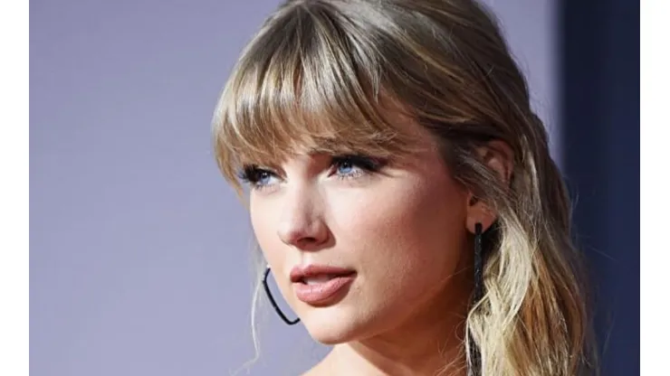Reprodução/Instagram oficial de Taylor Swift - Taylor posa para suas redes sociais.