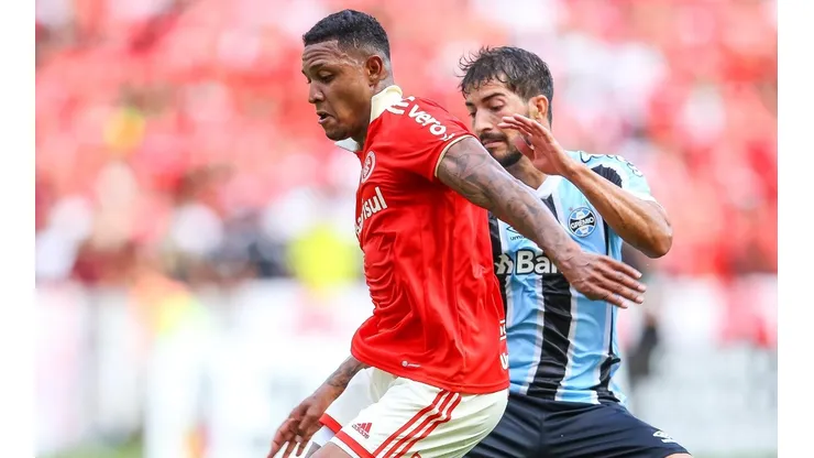 Foto: Pedro H. Tesch/AGIF | David puxa a fila e próximos dias podem confirmar até 4 novidades no Inter