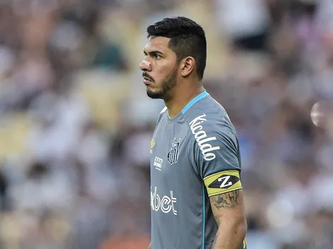 Ao lado de JP, reforço do Santos assume papel de líder no elenco atual