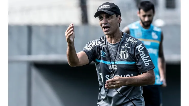 Foto: Ivan Storti/Santos FC/Divulgação - Bustos: confiante no futebol do jovem revelado na base