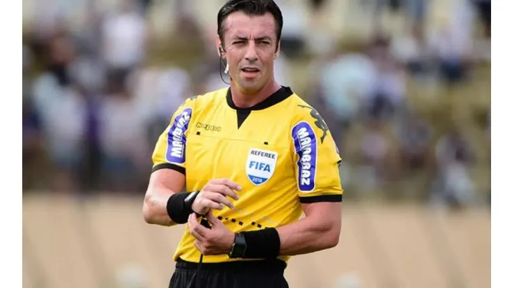 Divulgação / "Faremos a representação"; Presidente do Ceará 'solta o verbo' contra arbitragem de Claus e vai até CBF.