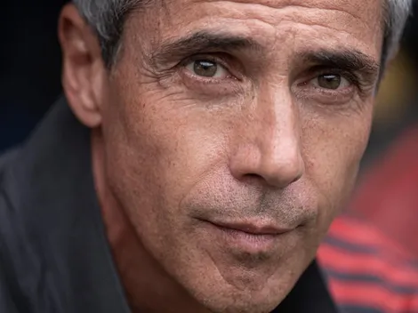 Reforço? Treinador português poderá contar com novidade para enfrentar o Palmeiras