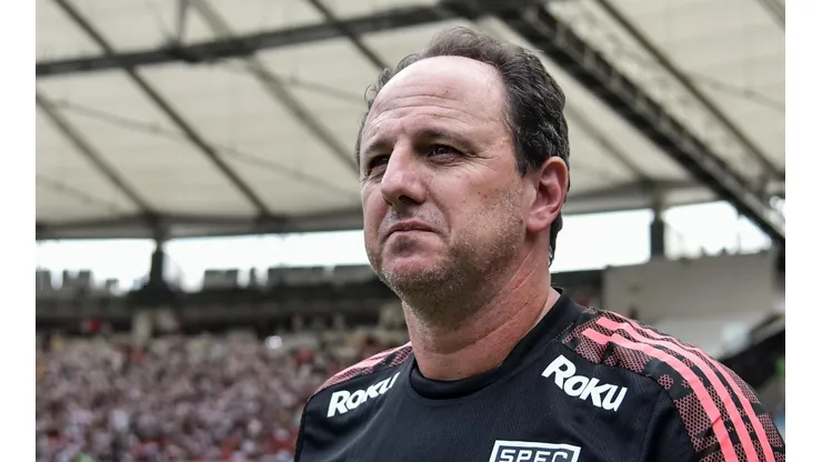 Thiago Ribeiro/AGIF / "Não adianta trazer ele para o jogo"; Ceni manda recado para a torcida após ausência de "queridinho" no duelo contra o Flamengo.