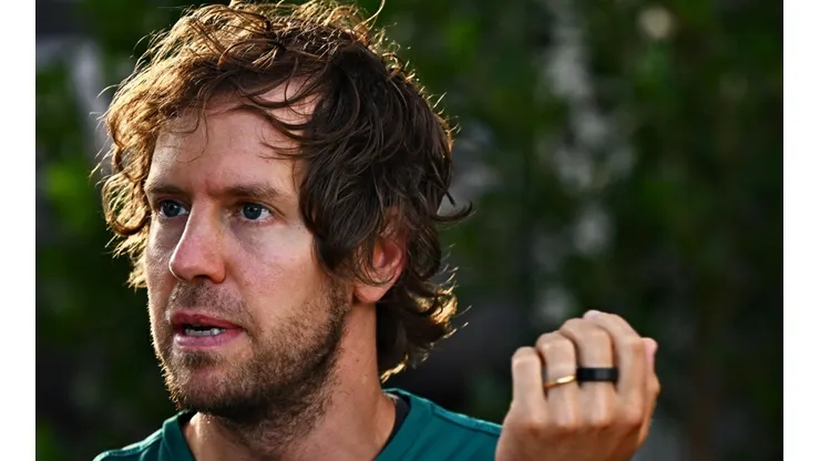 Clive Mason/Getty Images - Sebastian Vettel em entrevista