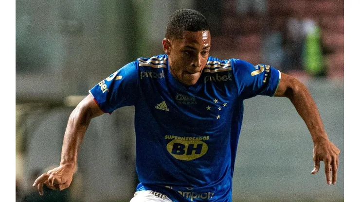 Foto: (Alessandra Torres/AGIF) - Revelado pelas categorias de base do Cruzeiro, Vitor Roque acertou com o Athletico-PR
