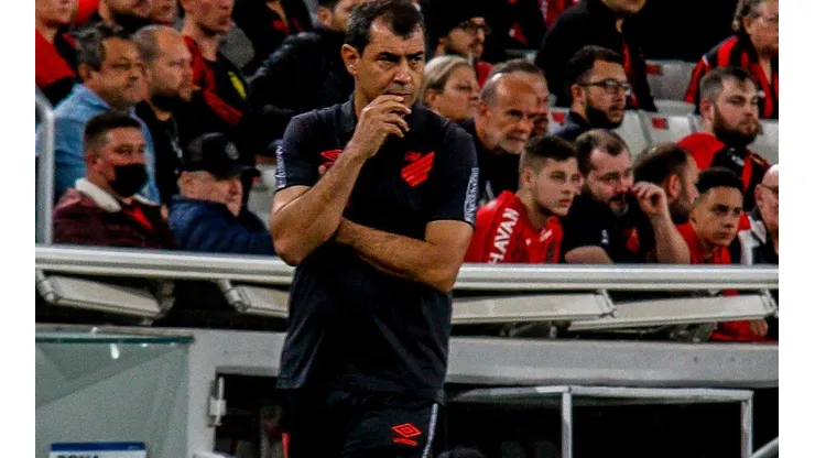 Gabriel Machado/AGIF. Pensando no calendário de competições do Furacão, Carille decide adotar estratégia para evitar desfalques