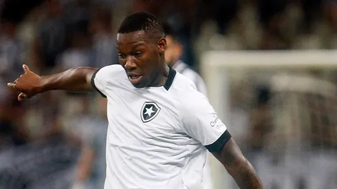 Foto: (Vítor Silva/Botafogo) - Patrick de Paula ainda não deslanchou com a camisa do Botafogo