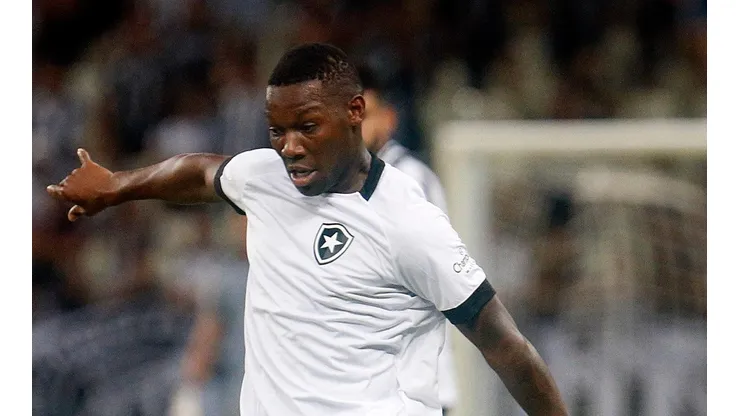 Foto: (Vítor Silva/Botafogo) - Patrick de Paula ainda não deslanchou com a camisa do Botafogo