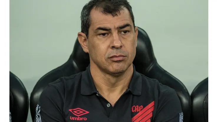 Foto: Robson Mafra/AGIF - Carille: já identificou problema no setor ofensivo do Athletico