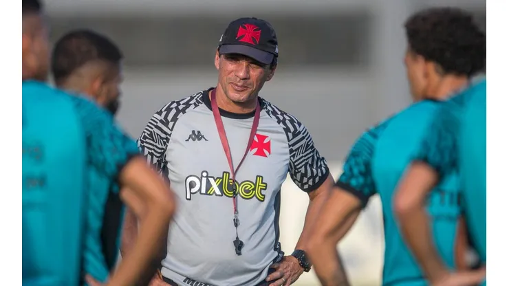 Com possível demissão de Zé Ricardo, ex-treinador do rival é apontado como favorito para assumir Vasco