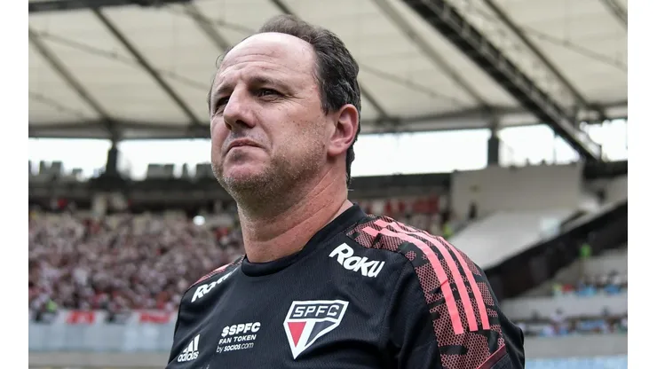 Foto: (Thiago Ribeiro/AGIF) - Rogério Ceni foi criticado pela torcida após a derrota do São Paulo neste domingo (17)