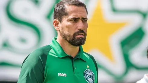 Foto: Robson Mafra/AGIF - Pupilo de Gustavo Morínigo quase acertou com rival da Série A