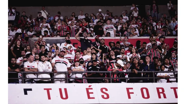 Foto: Ettore Chiereguini/AGIF - São Paulo pode seguir modelo de outros clubes e se tornar uma SAF