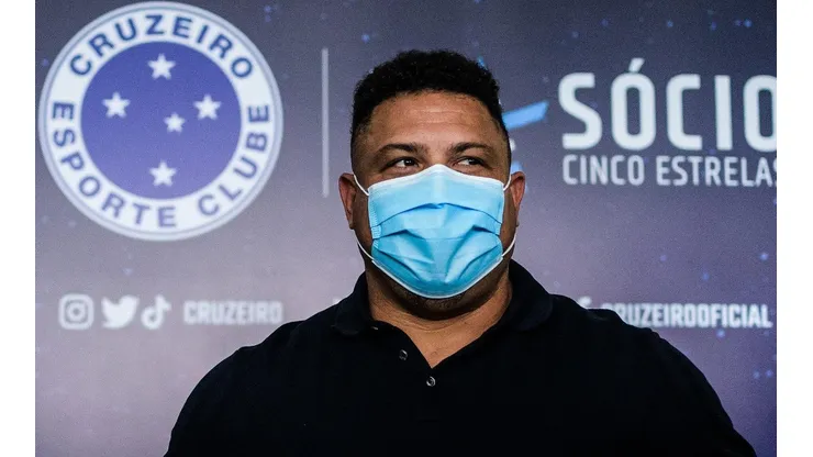 Gestão de Ronaldo economiza R$ 55 milhões e diretor expõe sobre grandes contratações