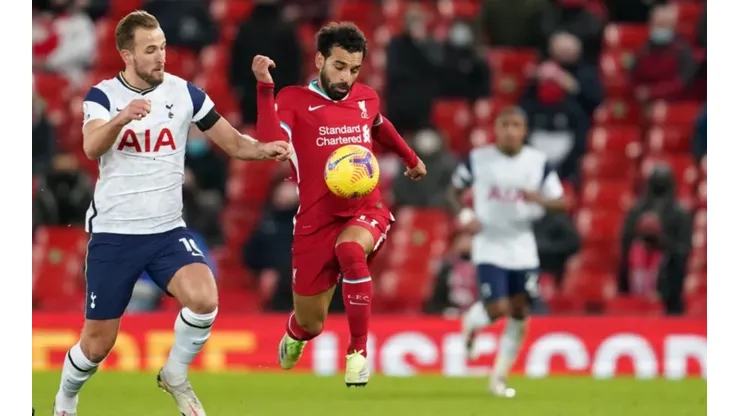 Jon Super/AFP via Getty Images. Harry Kane e Mohamed Salah são os rostos principais de suas equipes na competição inglesa