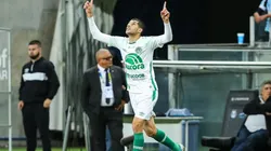 Matheus Bianqui comemora gol em cima do Grêmio, na Arena, pela 2ª rodada da Série B 2022. / Foto: Pedro H. Tesch/AGIF