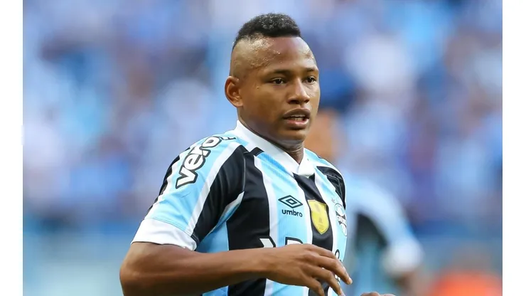 Foto: Pedro H. Tesch/AGIF | Jaminton Campaz dá 'presente de grego' a joia recém-promovida pelo Grêmio