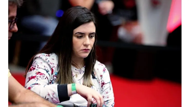 Jêniffer \ritter representou as mulheres em torneio de poker online (Foto: BSOP)