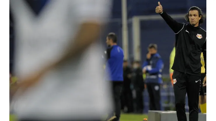 Foto: Fotobairesarg/AGIF - Barbieri comentou o empate do Bragantino contra o Vélez Sarsfield