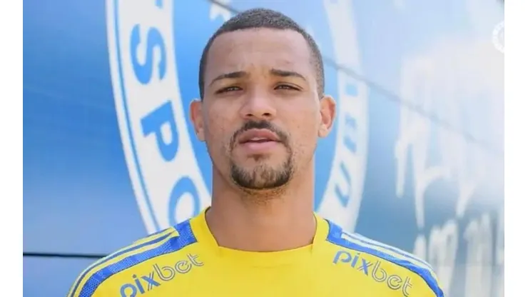 - O defensor falou que não pensou duas vezes sobre a possibilidade de jogar no Cruzeiro