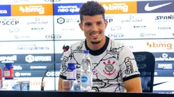 Foto: Rodrigo Coca / Ag.Corinthians - Rafael é apresentado no Timão