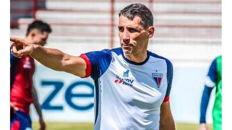 Karim Georges / Fortaleza - Vojvoda busca espantar má fase no Tricolor