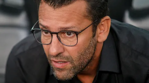 Khellven vai render pelo Palmeias, diz Alberto Valentim -Foto: Gabriel Machado/AGIF.